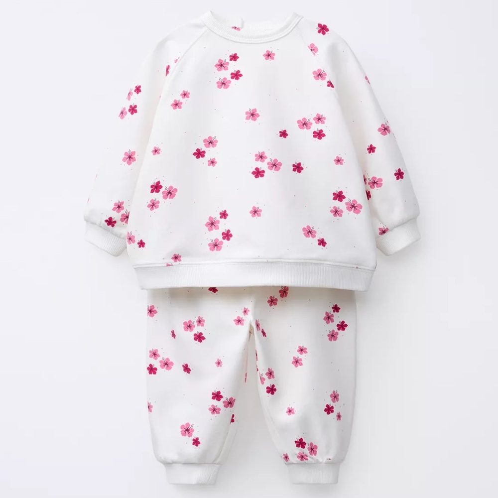 Zara printed sweatshirt and pants set